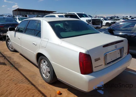2003 Cadillac Deville Standard z USA, uszkodzony, nr VIN 1G6KD54Y73U173380